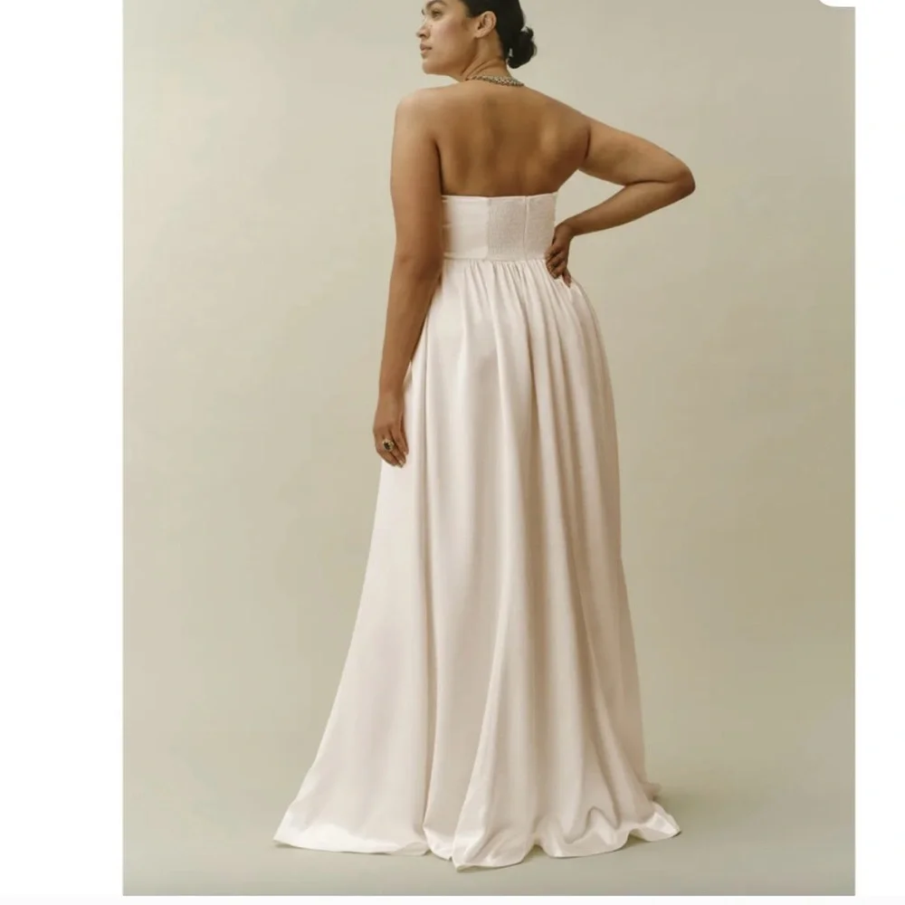 NWT Reformation Gabbie Silk Dress Gown Ivory White Size 4 - Picture 6 of 10